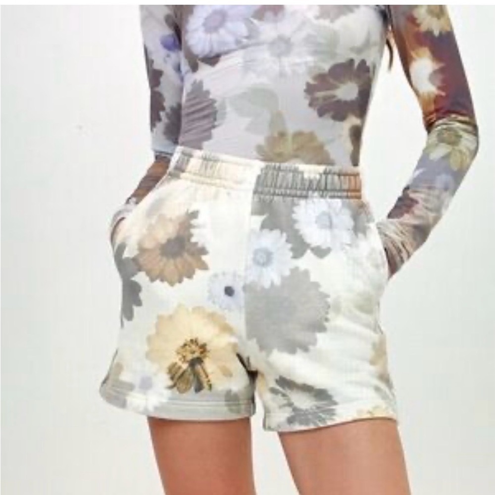Kith Rayne Floral Sweatshort Waffle Size Small